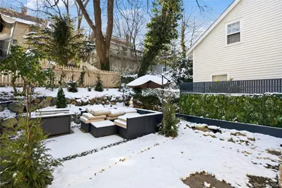 15 Hicks Street, Roslyn, NY 11576 - Photo 16