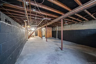 2711 Connecticut Avenue, Medford, NY 11763 - Photo 22