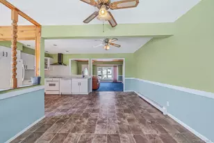 2711 Connecticut Ave, Medford, NY 11763 - Photo 10