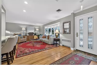 6 Dale Avenue, Syosset, NY 11791 - Photo 1