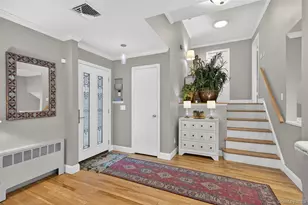 6 Dale Ave, Syosset, NY 11791 - Photo 2