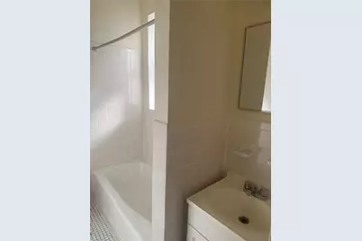 724 E 216 Street #2C, Bronx, NY 10467 - Photo 14