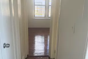 724 E 216th St, Bronx, NY 10467 - Photo 12