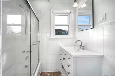 222 Gainsborg Avenue E, West Harrison, NY 10604 - Photo 14