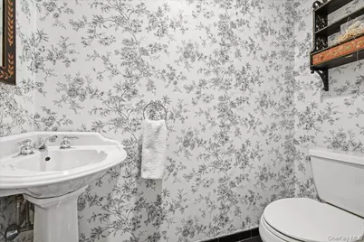 156 Beach 147th Street, Neponsit, NY 11694 - Photo 14