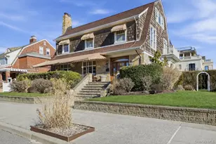 156 Beach 147th St, Neponsit, NY 11694 - Photo 2