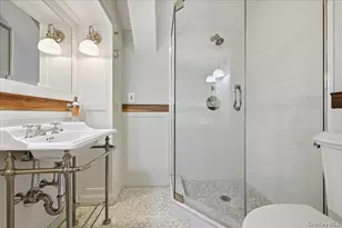 156 Beach 147th St, Neponsit, NY 11694 - Photo 28