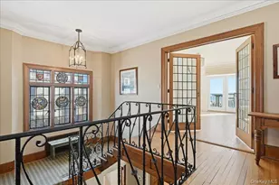 156 Beach 147th St, Neponsit, NY 11694 - Photo 20