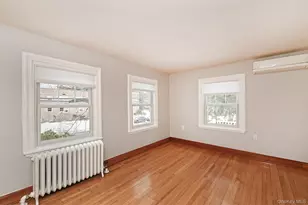 198 Warner Ave, Roslyn Heights, NY 11577 - Photo 30