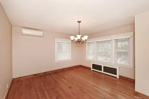 198 Warner Ave, Roslyn Heights, NY 11577 - Photo 14