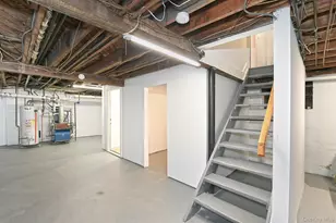 198 Warner Ave, Roslyn Heights, NY 11577 - Photo 32