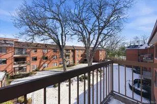 99 S Park Ave, Rockville Centre, NY 11570 - Photo 20