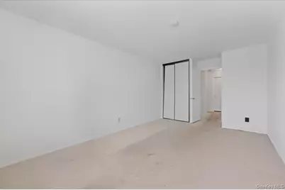 99 S Park Avenue #314, Rockville Centre, NY 11570 - Photo 16