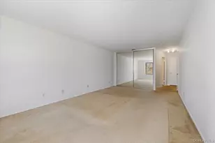 99 S Park Ave, Rockville Centre, NY 11570 - Photo 12