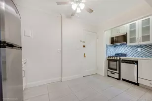 3925 51st Ave, Woodside, NY 11377 - Photo 4