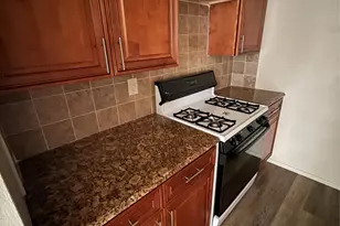 190 1st St, Mineola, NY 11501 - Photo 4