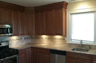 471 Webster Ave, New Rochelle, NY 10801 - Photo 4