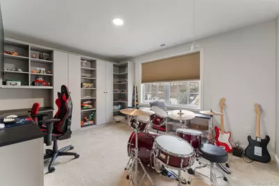 108 Boxwood Circle, Hopewell Junction, NY 12533 - Photo 30