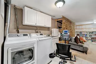 205-12 34th Ave, Bayside, NY 11361 - Photo 30