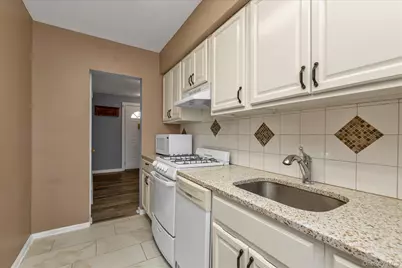 494 S Ocean Avenue #1M, Freeport, NY 11520 - Photo 10