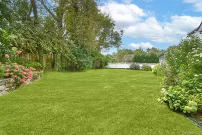 520 Bleeker Avenue, Mamaroneck, NY 10543 - Photo 6