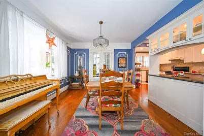 219 Floral Boulevard, Floral Park, NY 11001 - Photo 8