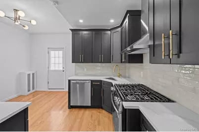905 E 49th Street, Brooklyn, NY 11203 - Photo 12