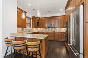 428 Trotting Ln, Westbury, NY 11590 - Photo 12