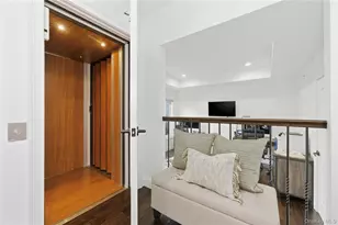 428 Trotting Ln, Westbury, NY 11590 - Photo 32