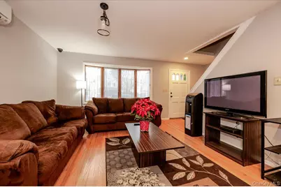 150 Park Avenue, Hicksville, NY 11801 - Photo 6