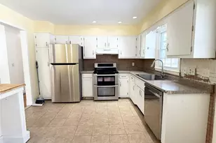 18 Park Hill Dr, New Windsor, NY 12553 - Photo 4