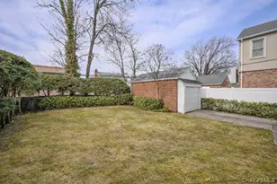 58-18 213th St, Bayside, NY 11364 - Photo 20