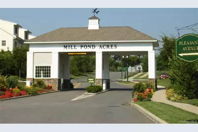 229 Miro Place #422, Port Washington, NY 11050 - Photo 2