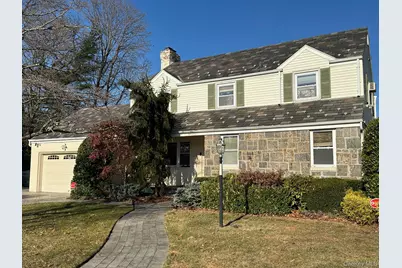 11 Warton Place, Garden City, NY 11530 - Photo 1