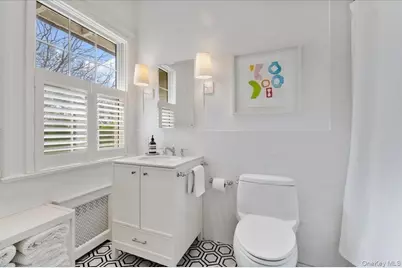 100 Ocean Avenue, Lawrence, NY 11559 - Photo 22