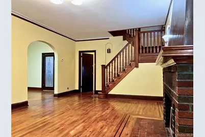 47-05 Utopia Parkway, Flushing, NY 11358 - Photo 4