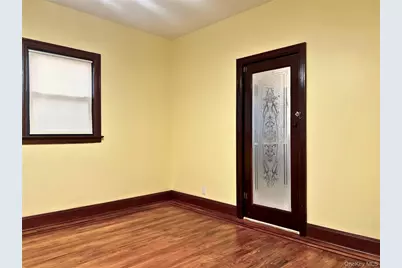 47-05 Utopia Parkway, Flushing, NY 11358 - Photo 8