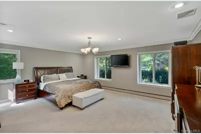 2 Yukon Drive, Woodbury, NY 11797 - Photo 16