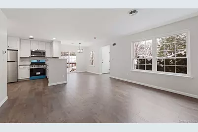 1004 Cypress Court, Highland Mills, NY 10930 - Photo 10