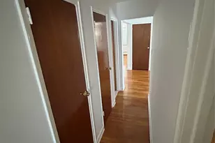 60-46 69th Pl, Maspeth, NY 11378 - Photo 18