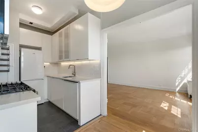 14 N Chatsworth Avenue #5M, Larchmont, NY 10538 - Photo 12