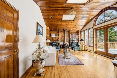 11 Lodge Lane, Port Jefferson, NY 11777 - Photo 16