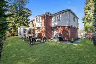 96 Quaker Ridge Road, Manhasset, NY 11030 - Photo 20