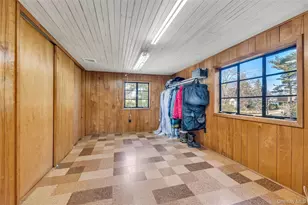 96 Quaker Ridge Rd, Manhasset, NY 11030 - Photo 18