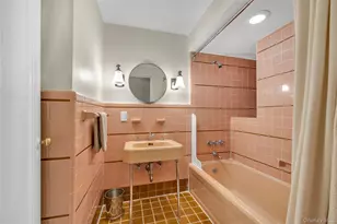 96 Quaker Ridge Rd, Manhasset, NY 11030 - Photo 16