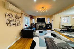 186-22 Avon Rd, Jamaica, NY 11432 - Photo 8