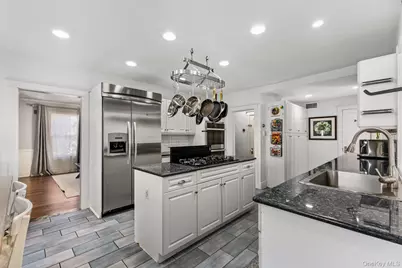 467 Highbrook Avenue, Pelham, NY 10803 - Photo 12