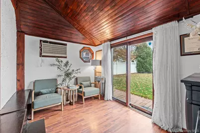 42 Driving Park Avenue, Lynbrook, NY 11563 - Photo 8