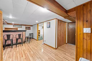 42 Driving Park Ave, Lynbrook, NY 11563 - Photo 18