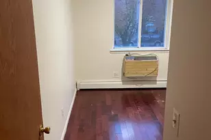 7 Dune Ct, Bronx, NY 10473 - Photo 12